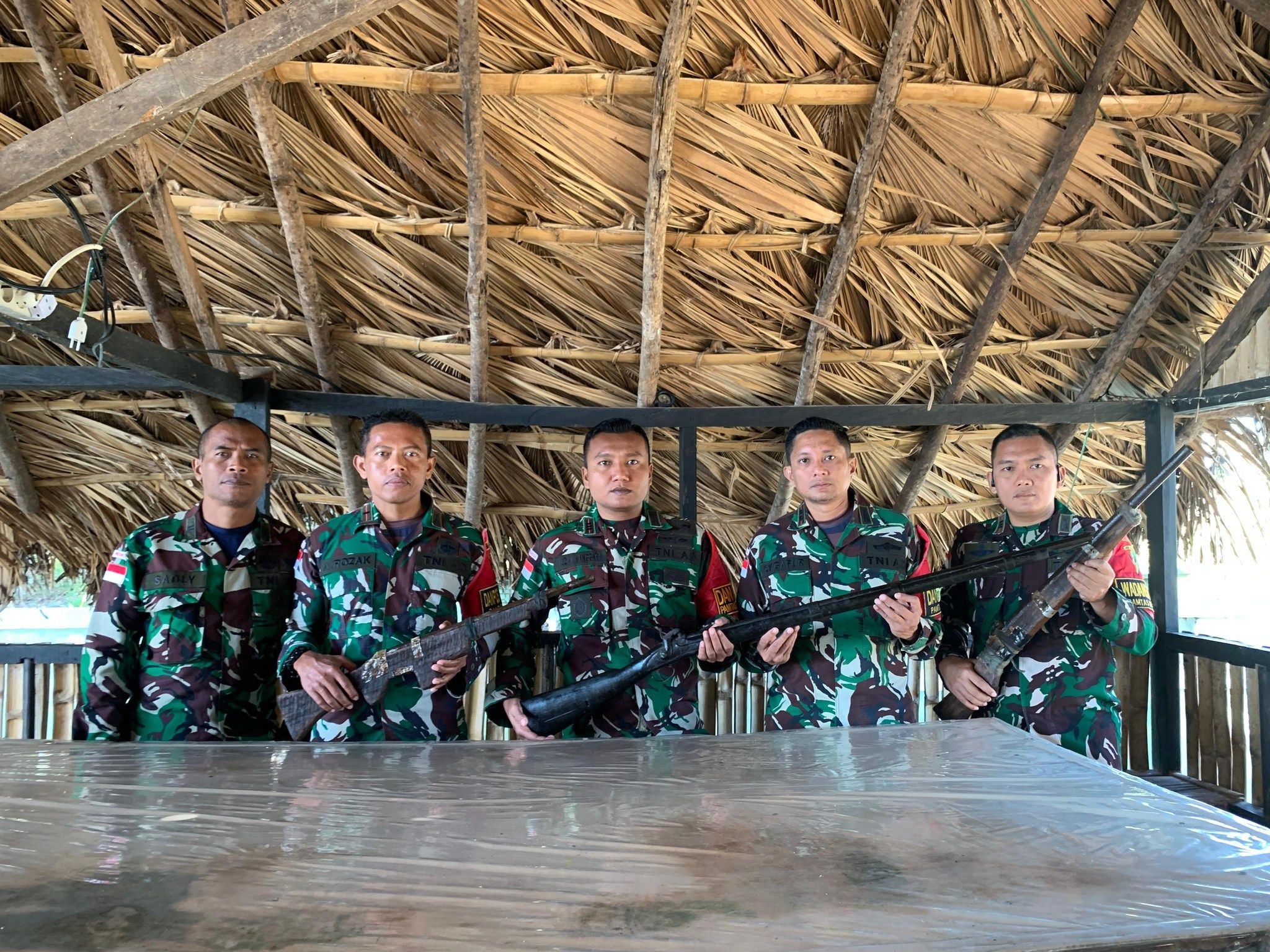 Satgas Yonif 741/GN Pos Maubusa Dapatkan Tiga Pucuk Senjata di Daerah Perbatasan 