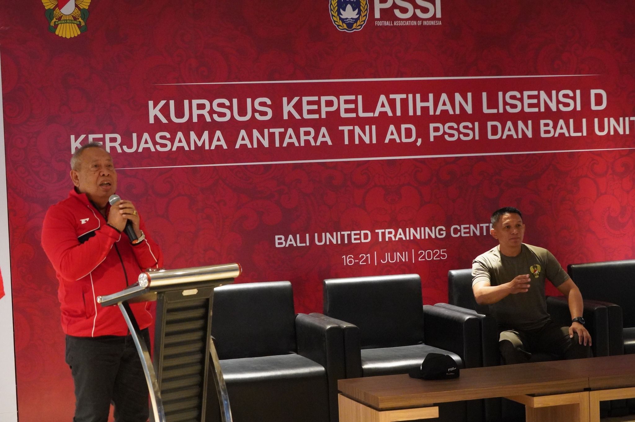 Kolaborasi TNI AD, PSSI, dan Bali United Cetak Pelatih Sepak Bola Masa Depan