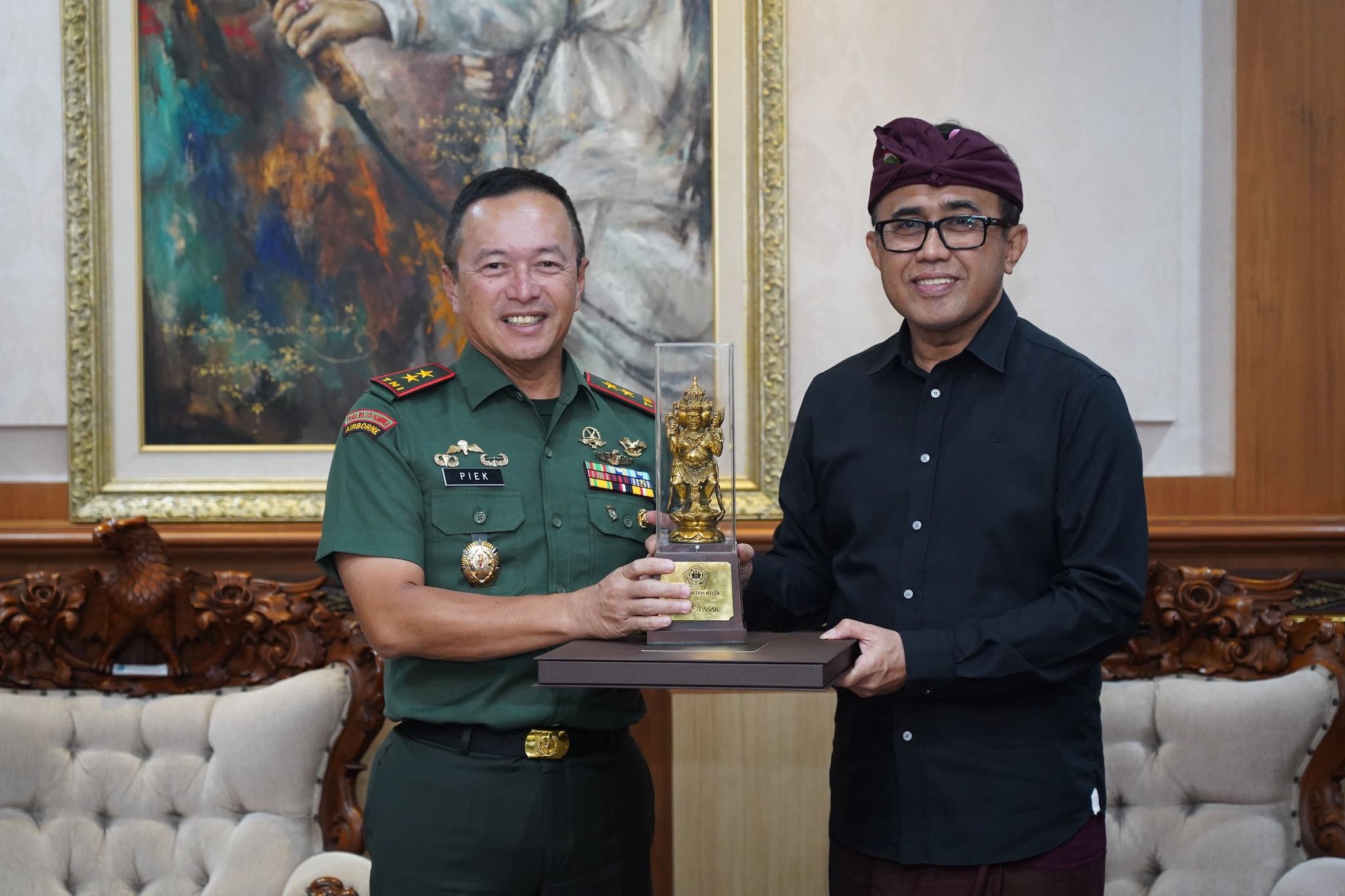 Pangdam IX/Udayana Jalin Sinergi Lewat Silaturahmi ke Walikota Denpasar