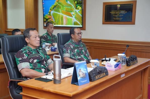 Kasdam IX/Udayana mengikuti Vidcon Dengan Wapang TNI; Tindak Lanjut PKS TNI dengan PT Agrinas Pangan Nusantara