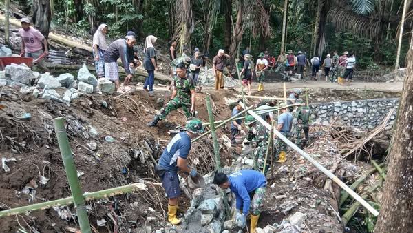 TMMD Ke-126 Kodim 1606 Mataram Pacu Pembangunan Talud Desa