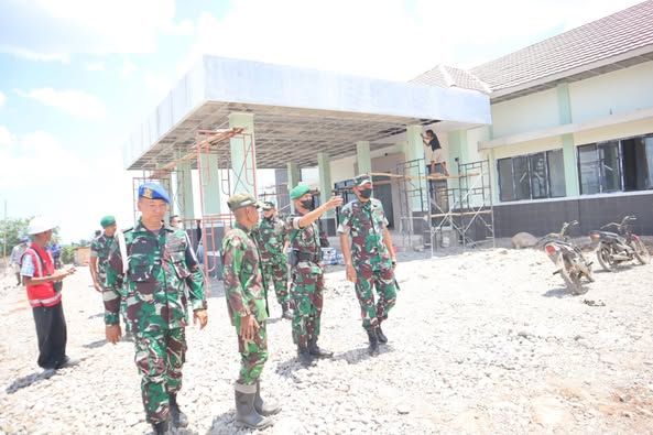 Danrem 162/Wira Bhakti Tinjau Pembangunan Yonif TP 835/SYB, Dandim 1607/Sumbawa Siap Kawal Hingga Tuntas