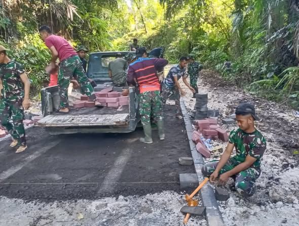 TMMD Ke-126 Kodim 1611/Badung, TNI dan Masyarakat Gotong Royong Bersama 