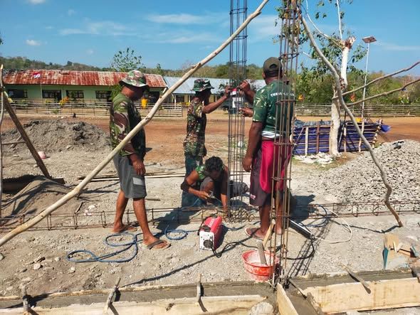 Kodim 1604 Kupang Fokus Selesaikan Pembangunan SMPN Oepoli