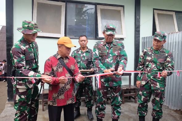 Pompa Hidram TMMD ke-126 Hadirkan Air Bersih bagi 800 Jiwa di Perbukitan Lombok Barat 