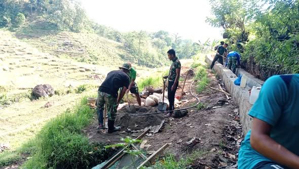 TMMD ke-126, TNI Bersama Rakyat Wujudkan Infrastruktur Pertanian di Manggarai