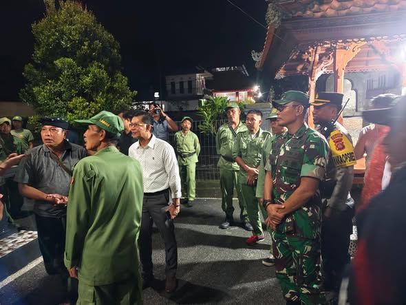 Dandim Bersama Forkopimda Klungkung Gelar Patroli, Pastikan Malam Tahun Baru Aman Dan Kondusif
