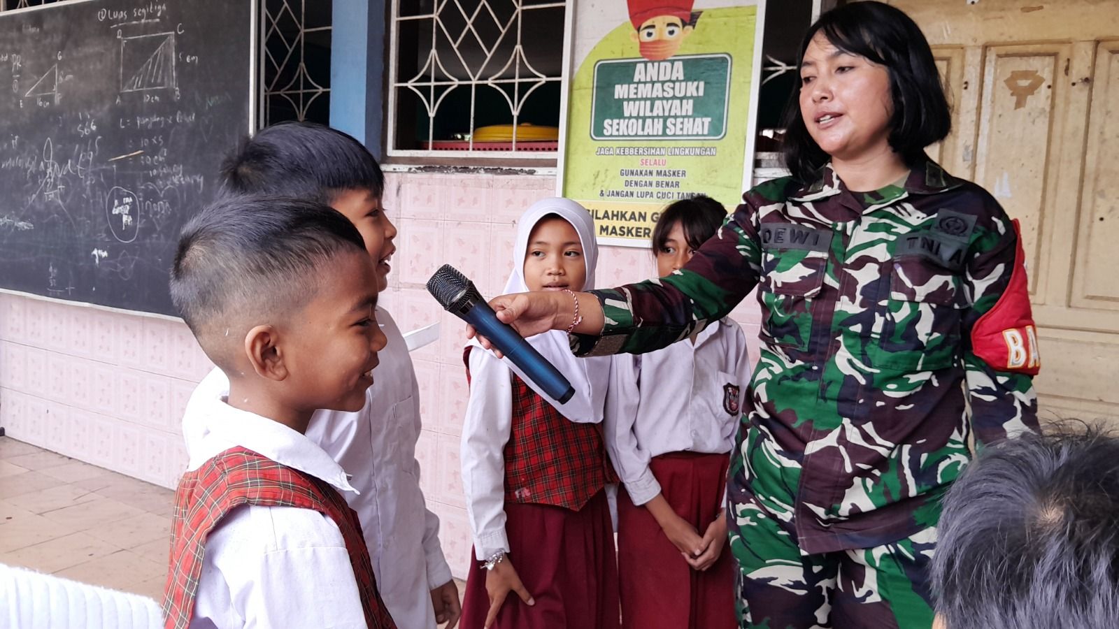 Games Edukatif Warnai Wawasan Kebangsaan di SDN Karang Bayan