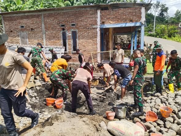 Sinergi Satgas TMMD dan Masyarakat Permudah Proses Pembangunan Rumah