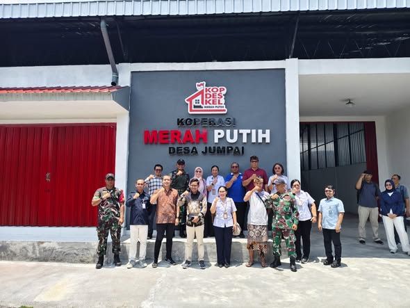 Dandim Klungkung Sambut Kunker Kementerian Koperasi RI, Pastikan KDKMP Desa Jumpai Siap Beroperasi