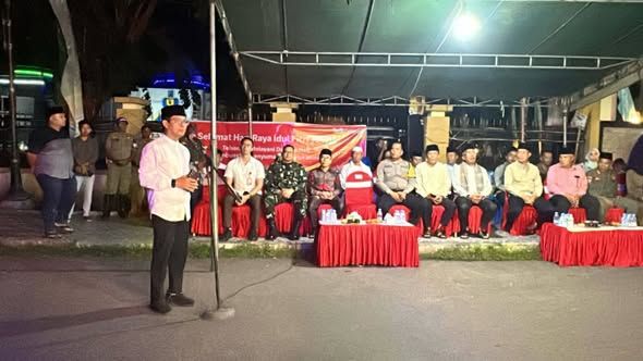 Dandim Dompu Pimpin Pengamanan, Ratusan Peserta Pawai Takbir Keliling Berjalan Tertib dan Kondusif