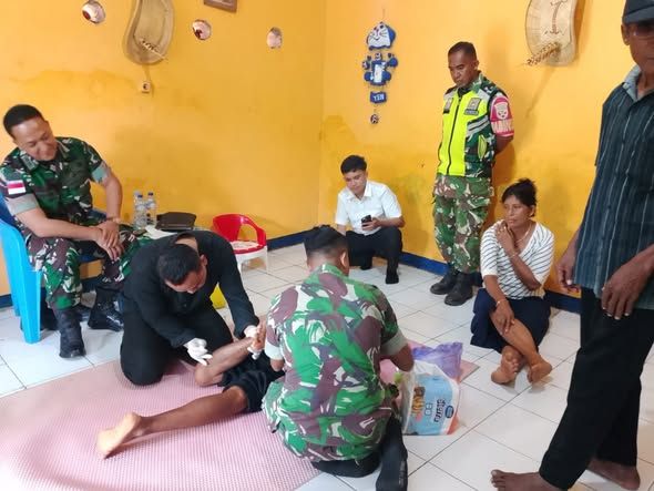 Dandim Rote Ndao Tinjau Koperasi Desa dan Gelar Pengobatan Gratis untuk Warga Oelua