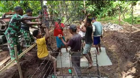Dikebut Tanpa Henti, Jembatan Gantung Garuda Perintis di Sikka Tunjukkan Progres Pesat