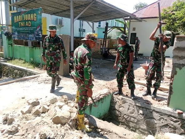 Koramil Woha Benahi Pangkalan, Ciptakan Lingkungan Kerja Bersih dan Nyaman