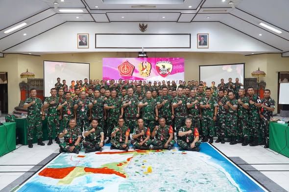 Tingkatkan Kesiapsiagaan Operasional, MTT LKO Kogabwilhan II TA 2026 Resmi Ditutup di Bali