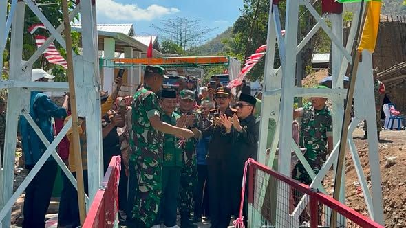 Jembatan Garuda Desa Nowa Diresmikan, TNI Hadir Perkuat Akses dan Harapan Baru Warga Dompu