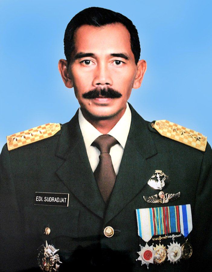 Foto Jenderal TNI Edi Sudradjat